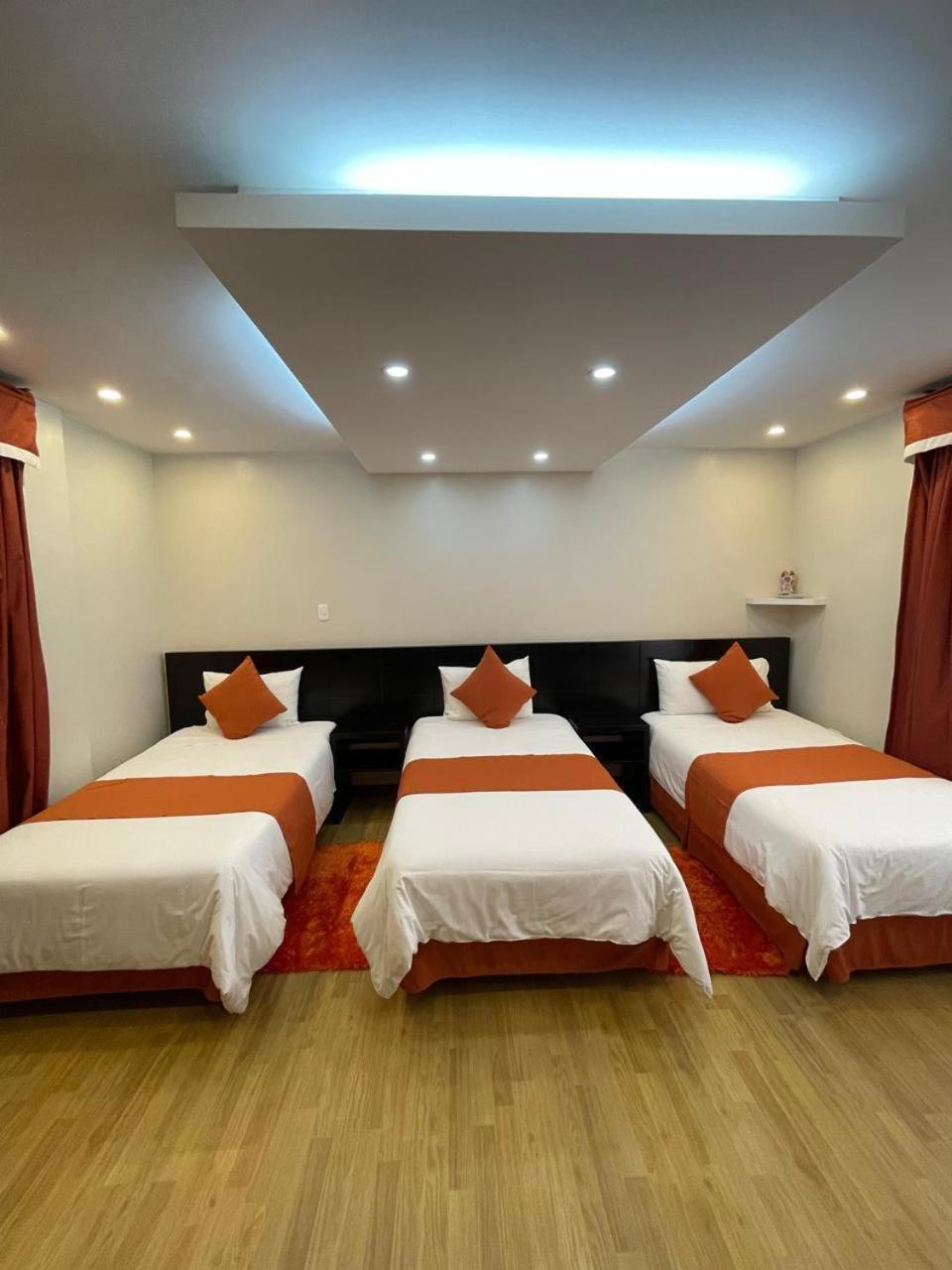 Hotel Luxor Plaza H&S San Francisco de Borja Esterno foto
